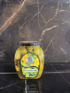 корн. с чесноком 700