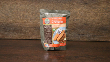 сосиски с гречей